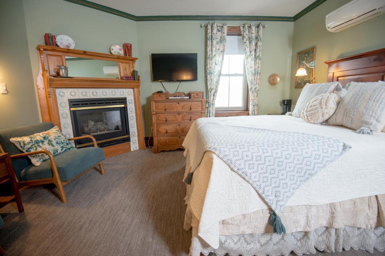 Inn at Cedar Crossing Sturgeon Bay Bagian luar foto