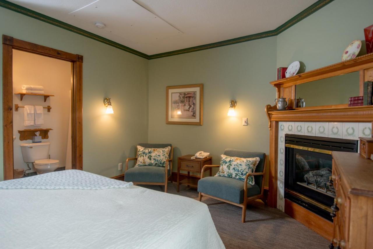 Inn at Cedar Crossing Sturgeon Bay Bagian luar foto