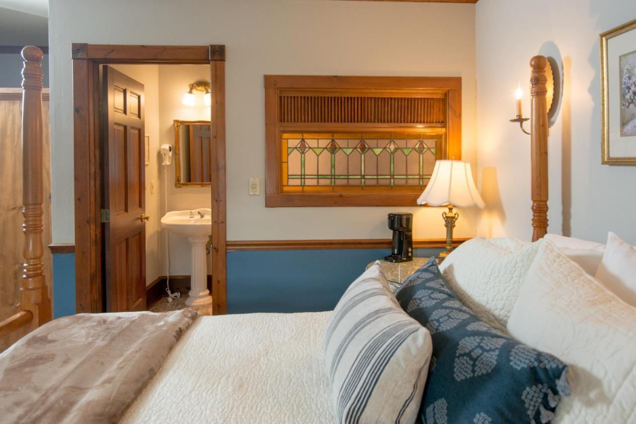 Inn at Cedar Crossing Sturgeon Bay Bagian luar foto