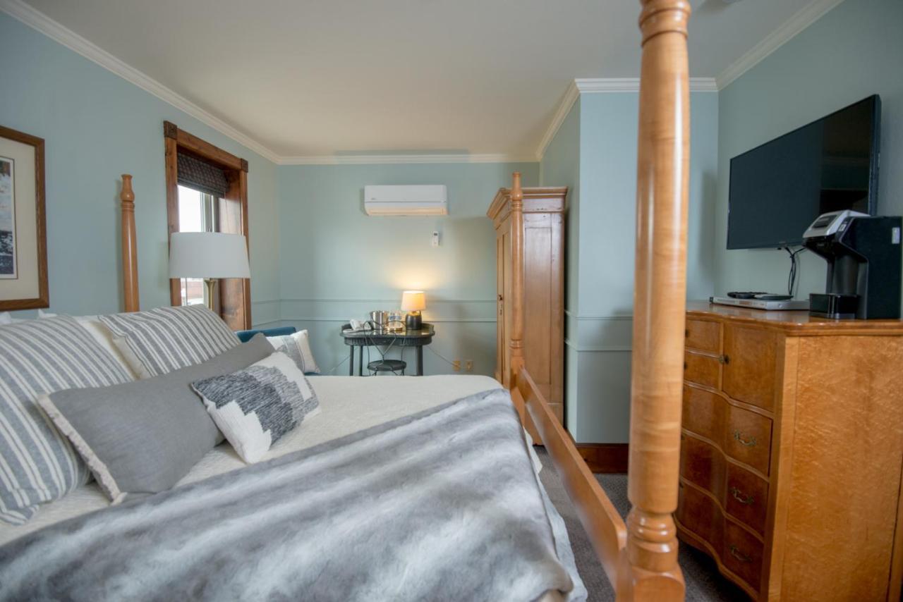 Inn at Cedar Crossing Sturgeon Bay Bagian luar foto