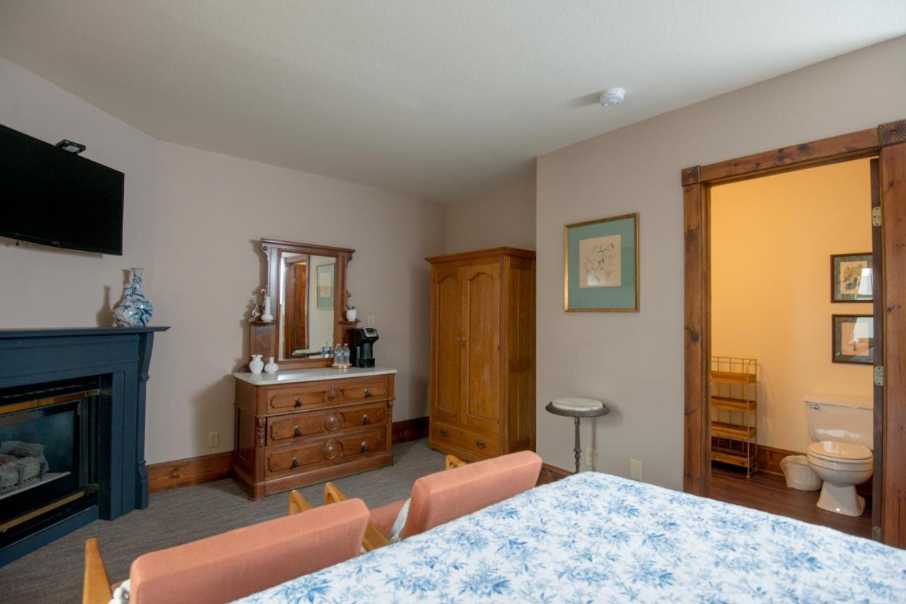 Inn at Cedar Crossing Sturgeon Bay Bagian luar foto