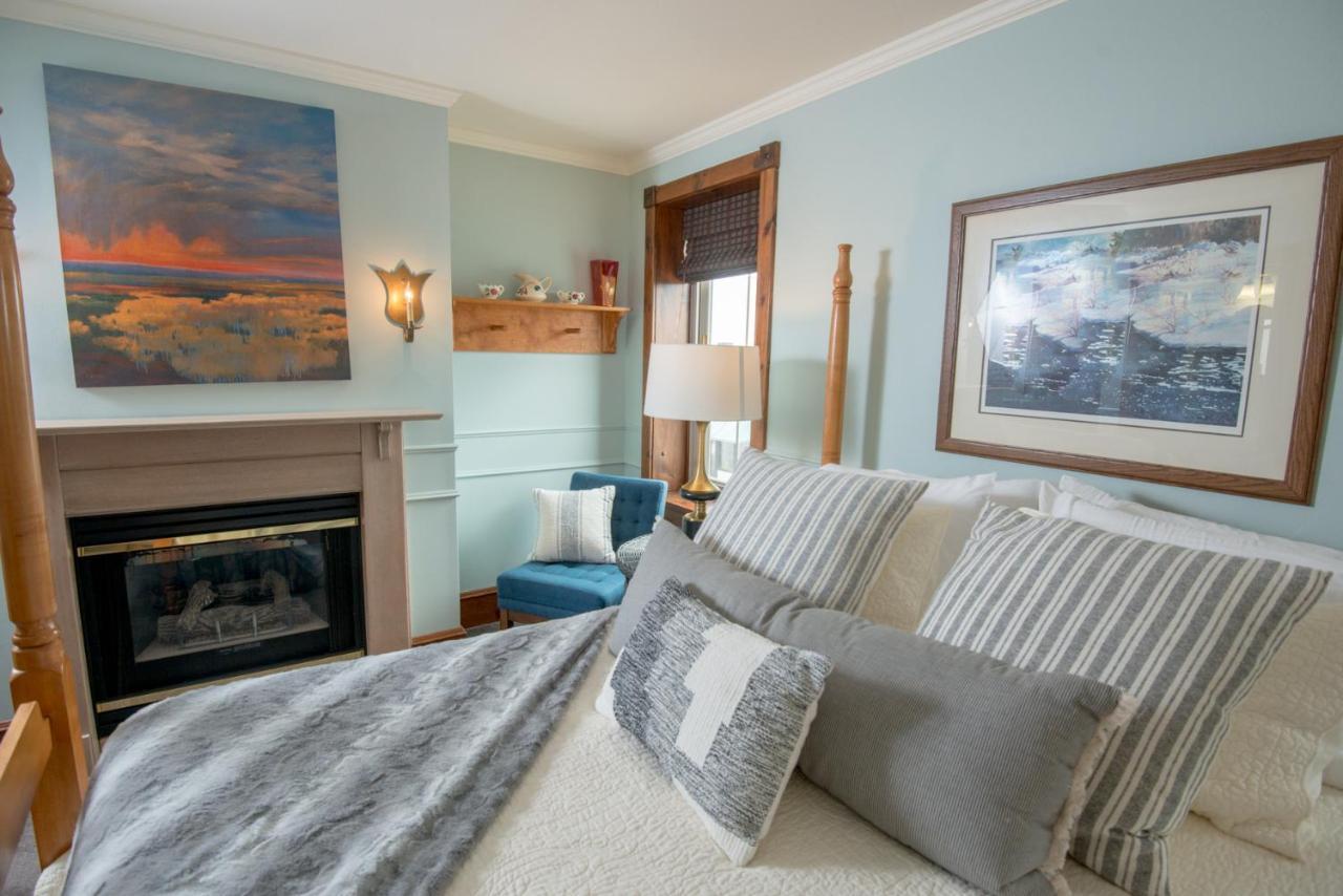 Inn at Cedar Crossing Sturgeon Bay Bagian luar foto